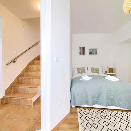 Prázdninový dům In - Insel Krk 45797 Vrbnik (Primorje-Gorski Kotar)